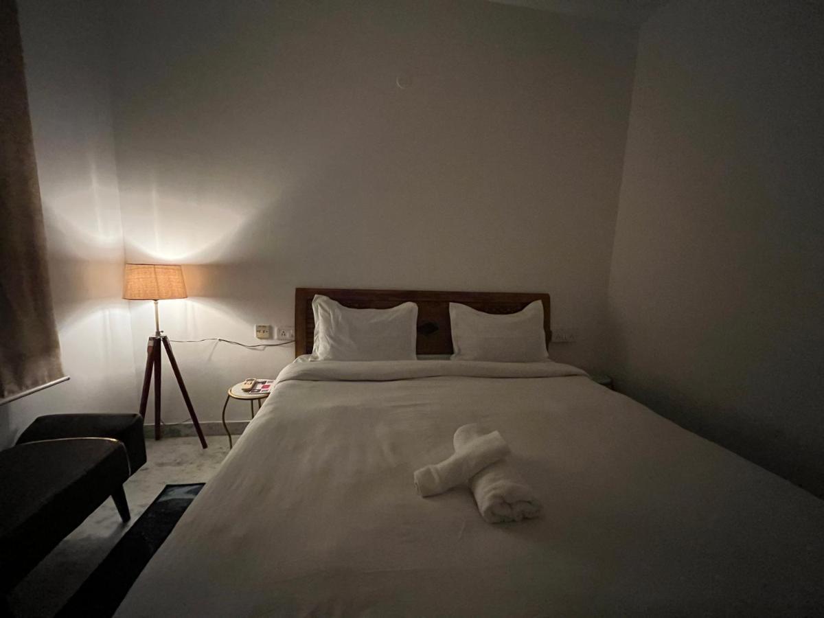 新德里 A Sleepy Fox旅舍 外观 照片